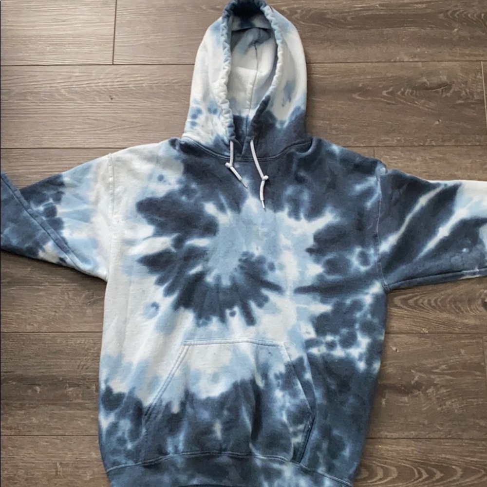 Blue Tie-dye hoodie!